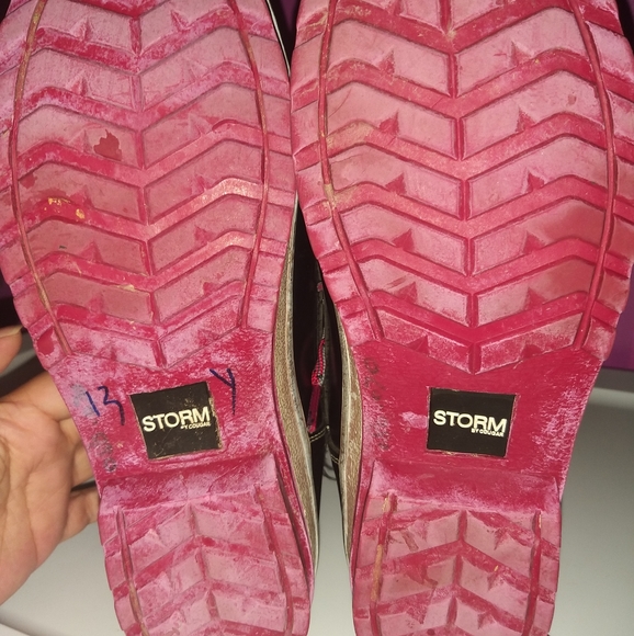 Boots - Picture 3 of 3